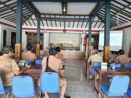 Pelatihan Pembuatan Inkubator (Mesin Tetas) Di Kalurahan Pringombo